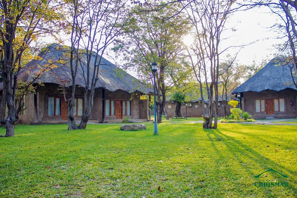 Chrismar Hotel Livingstone Bagian luar foto