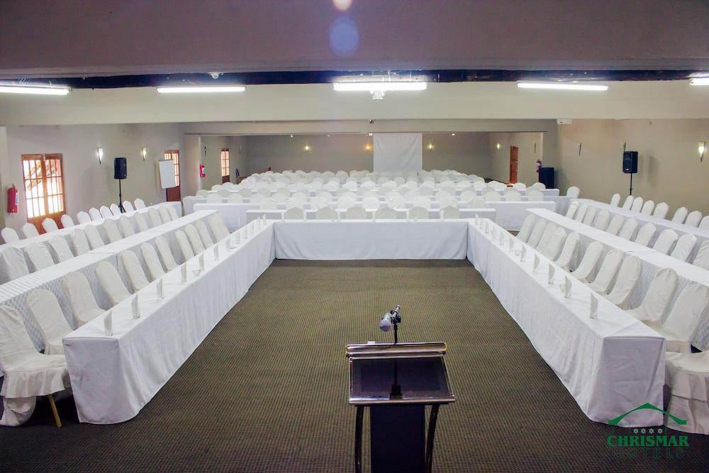 Chrismar Hotel Livingstone Bagian luar foto