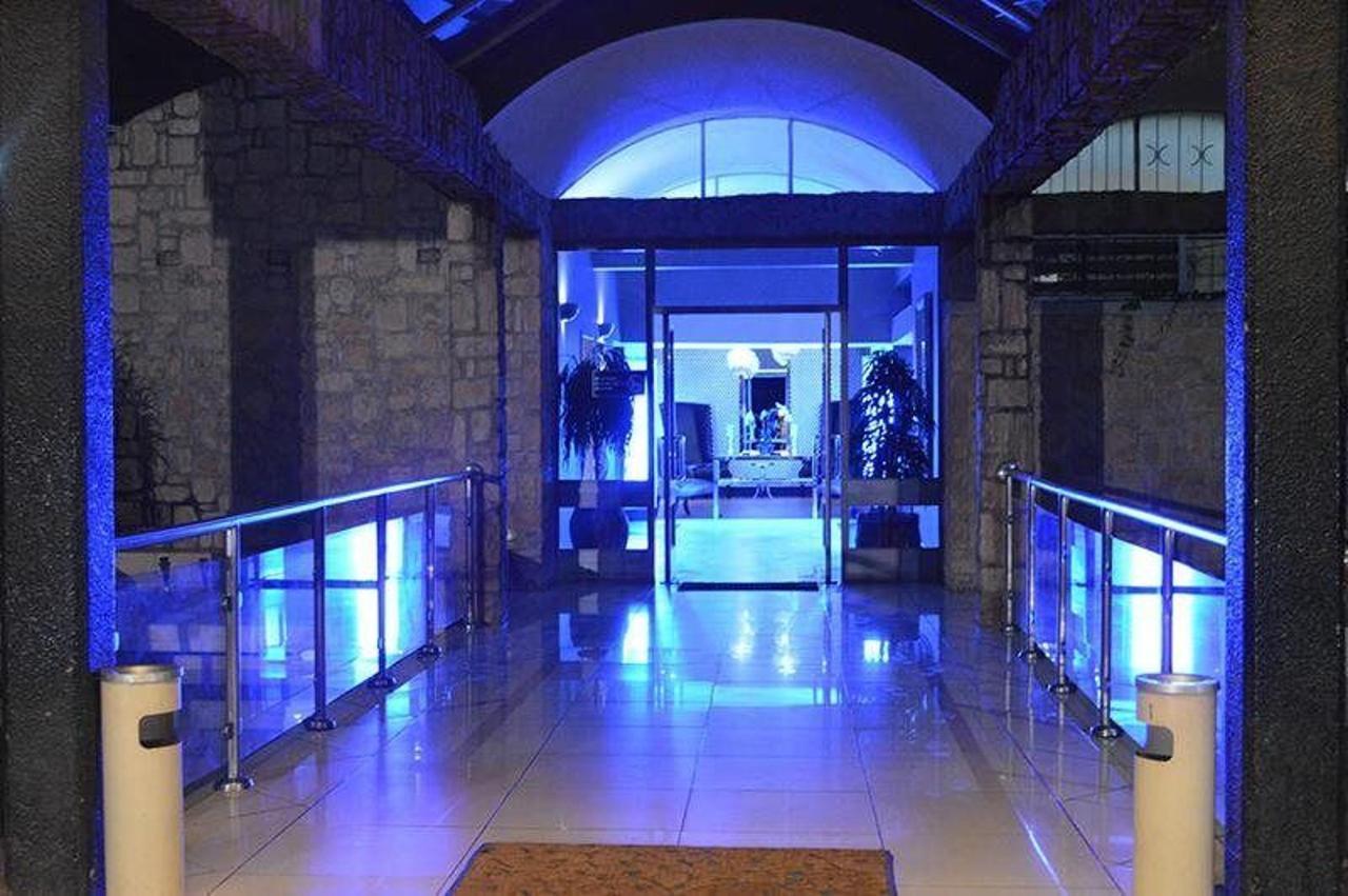 Chrismar Hotel Livingstone Bagian luar foto