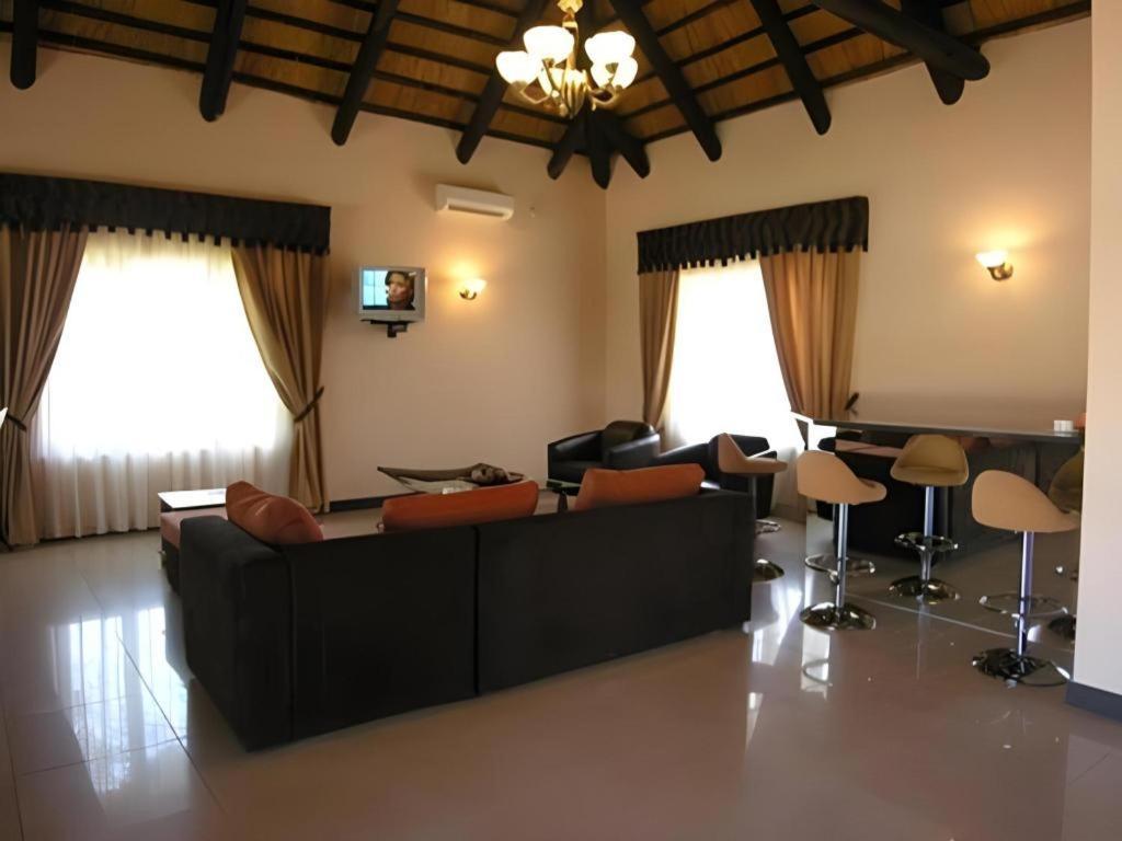 Chrismar Hotel Livingstone Bagian luar foto